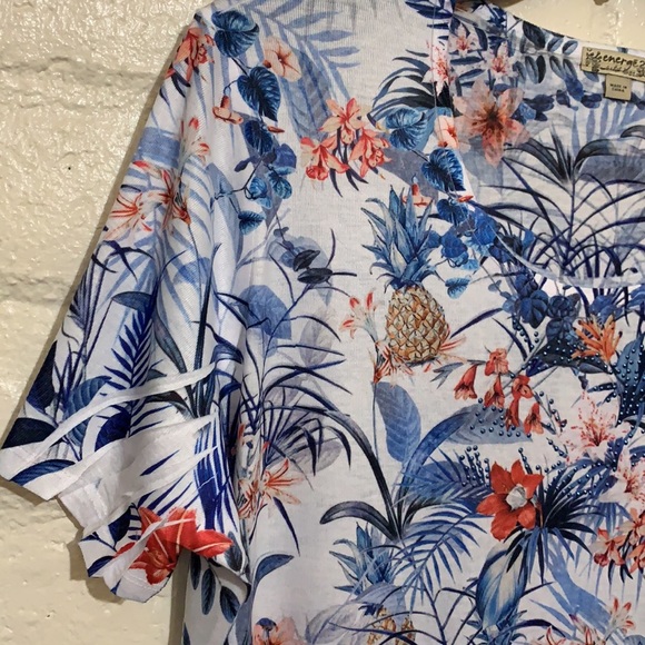 💥3 for$30 Must bundle 3💥 items for discount.  emerge world wear - Picture 5 of 10